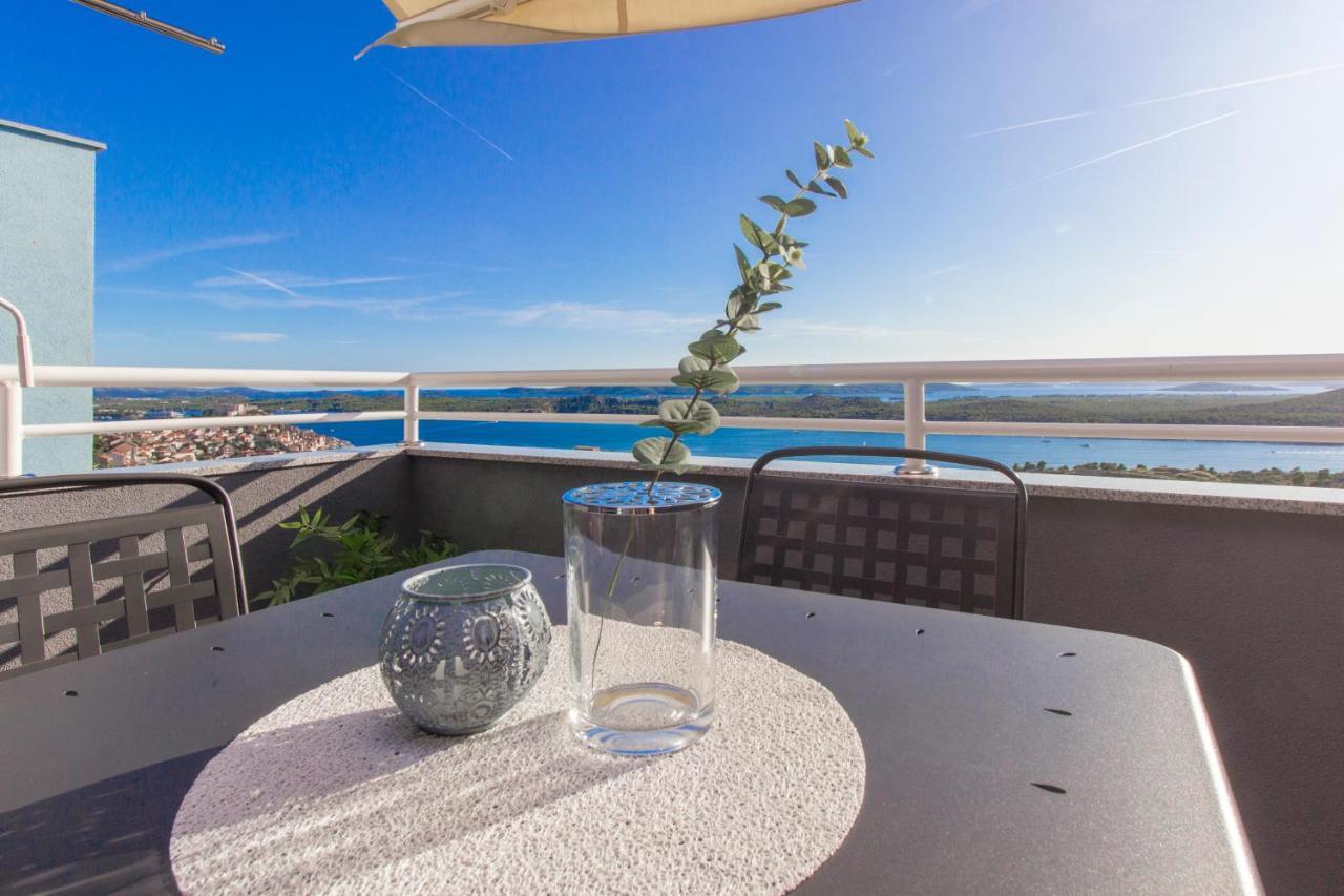 Apartment Sea View Шибеник Экстерьер фото