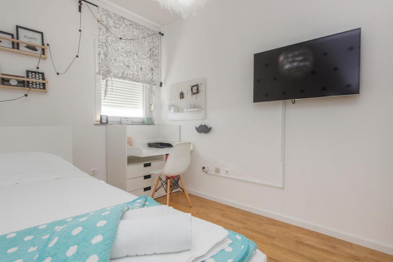 Apartment Sea View Шибеник Экстерьер фото